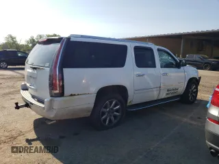 2010 GMC Yukon XL Denali with VIN 1GKUKMEF0AR209403, listed as a Copart auction lot 61909074 with 272,580 mi miles and Salvage Title. Bid and sale history available at carsss.com. Image 3.