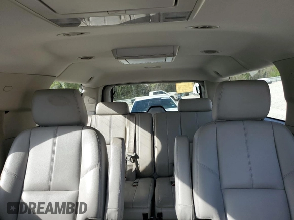 2014 GMC Yukon XL SLT with VIN 1GKS1KE04ER102760, listed as a Copart auction lot 49815385 with 177,467 mi miles and Salvage Title. Bid and sale history available at carsss.com. Image 10.