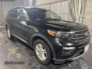 2022 Ford Explorer XLT with VIN 1FMSK8DH6NGB65756, listed as a IAAI auction lot 42274626 with 142,999 mi miles and . Bid and sale history available at DreamBid. Image 5.