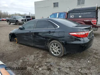 2015 Toyota Camry XLE z VIN 4T1BF1FK7FU498457, wystawiony jako Copart lot #52054965 z przebiegiem 230 413 mil mil oraz Czysty tytuł • Clean title. Historia ofert i sprzedaży dostępna na DreamBid. Obrazek 2.