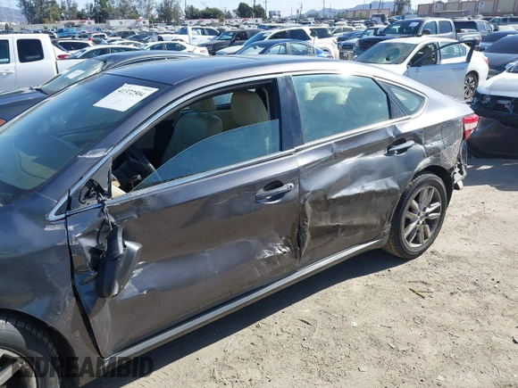 2015 Toyota Avalon Limited with VIN 4T1BK1EB3FU149678, listed as a IAAI auction lot 41372504 with 108,776 mi miles and . Bid and sale history available at DreamBid. Image 6.