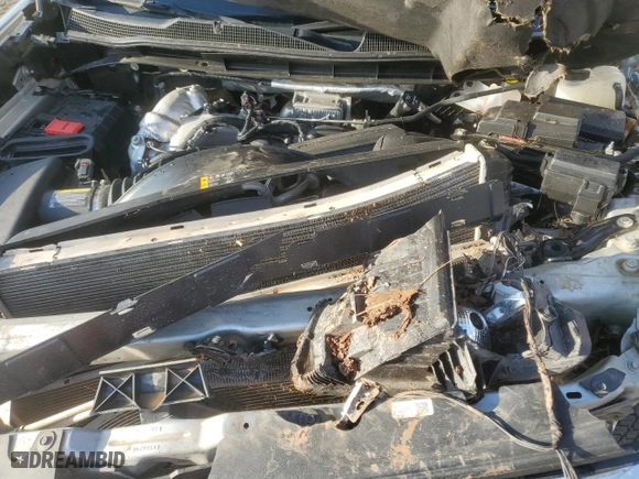 2022 Chevrolet Silverado 3500HD LTZ with VIN 1GC4YUEY1NF163633, listed as a Copart auction lot 84660714 with 121,857 mi miles and Salvage Title. Bid and sale history available at carsss.com. Image 11.