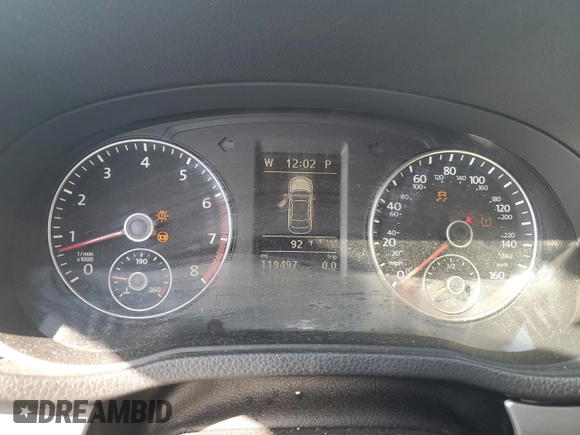 2014 Volkswagen Passat SE z VIN 1VWBT7A3XEC038811, wystawiony jako Copart lot #55198795 z przebiegiem 119 497 mil mil oraz Szkoda całkowita • Salvage title. Historia ofert i sprzedaży dostępna na DreamBid. Obrazek 9.