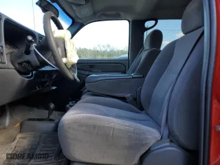 2006 Chevrolet Silverado 1500 LS with VIN 2GCEK13V961274534, listed as a Copart auction lot 45890885 with 252,393 mi miles and Salvage Title. Bid and sale history available at carsss.com. Image 7.