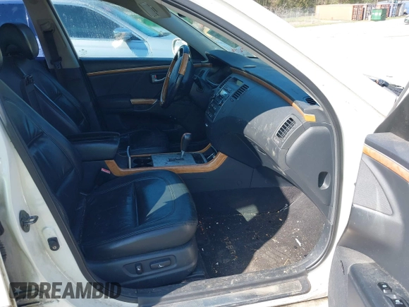 2006 Hyundai Azera SE with VIN KMHFC46F66A097045, listed as a IAAI auction lot 41998208 with 203,817 mi miles and . Bid and sale history available at DreamBid. Image 5.