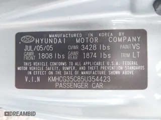 2005 Hyundai Accent GLS with VIN KMHCG35C85U354423, listed as a IAAI auction lot 41939445 with 134,952 mi miles. Bid and sale history available at carsss.com. Image 9.