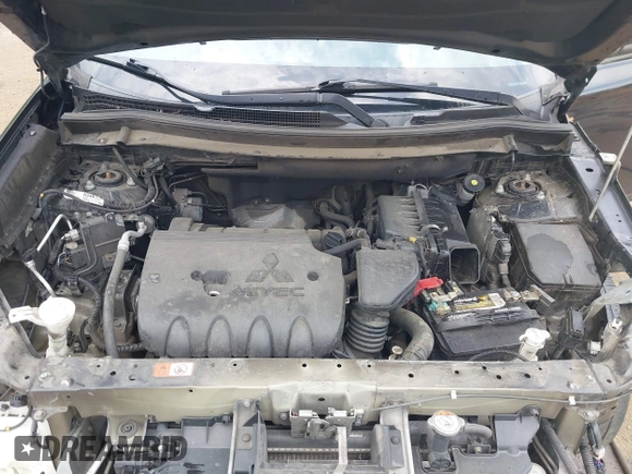 2019 Mitsubishi Outlander SE with VIN JA4AD3A32KZ014039, listed as a IAAI auction lot 42106096 with 179,359 mi miles and . Bid and sale history available at DreamBid. Image 10.