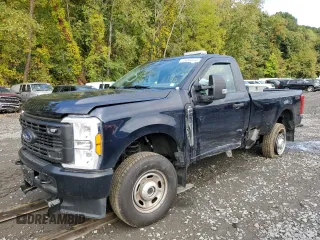2023 Ford F-250 XL z VIN 1FTBF2BA6PED24317, wystawiony jako Copart lot #72693454 z przebiegiem 10 515 mil mil oraz Szkody całkowita. Historia ofert i sprzedaży dostępna na DreamBid. Obrazek 1.