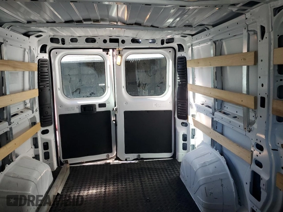 2023 Ram ProMaster Cargo with VIN 3C6LRVVG7PE559267, listed as a Copart auction lot 86912214 with 19,343 mi miles and Clean Title. Bid and sale history available at DreamBid. Image 10.