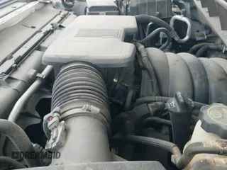 2022 Chevrolet Silverado 1500 LT z VIN 1GCUYDED0NZ110501, wystawiony jako IAAI lot #42775223 z przebiegiem 90 257 mil mil oraz . Historia ofert i sprzedaży dostępna na DreamBid. Obrazek 19.