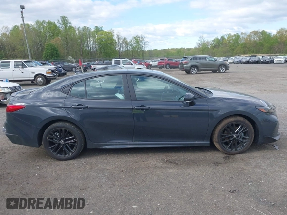 2025 Toyota Camry LE z VIN 4T1DAACK8SU111520, wystawiony jako IAAI lot #42045956 z przebiegiem 5 519 mil mil oraz . Historia ofert i sprzedaży dostępna na DreamBid. Obrazek 13.