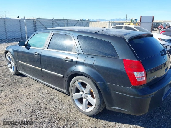 2007 Dodge Magnum R/T with VIN 2D4GV57247H737215, listed as a IAAI auction lot 41388776 with 116,326 mi miles. Bid and sale history available at carsss.com. Image 3.