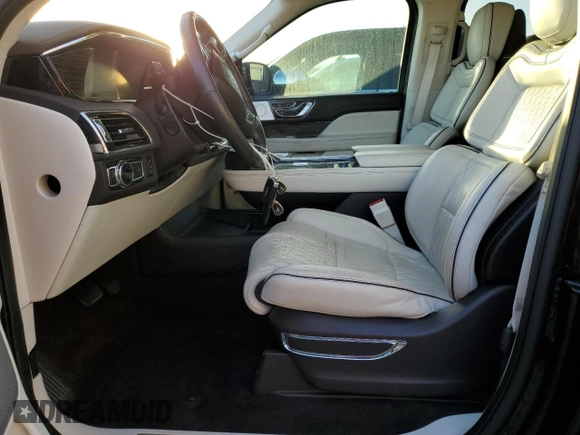 2020 Lincoln Navigator Black Label with VIN 5LMJJ2TT2LEL09066, listed as a Copart auction lot 78793824 with 26,864 mi miles and Salvage title. Bid and sale history available at DreamBid. Image 7.