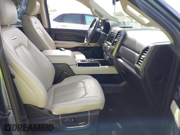 2020 Ford Expedition Platinum с VIN 1FMJU1LT8LEA22514, выставлен на аукционе IAAI как лот 42366850 с пробегом 86 995 миль миль и . История ставок и продаж доступна на DreamBid. Изображение 5.