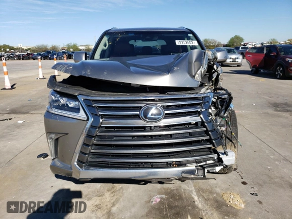 2017 Lexus LX 570 z VIN JTJHY7AX8H4239538, wystawiony jako Copart lot #69252602 z przebiegiem Nie podano mil oraz . Historia ofert i sprzedaży dostępna na DreamBid. Obrazek 5.