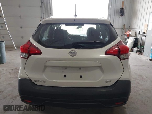 2019 Nissan Kicks SV z VIN 3N1CP5CU7KL498307, wystawiony jako IAAI lot #42168416 z przebiegiem 18 778 mil mil oraz . Historia ofert i sprzedaży dostępna na DreamBid. Obrazek 16.