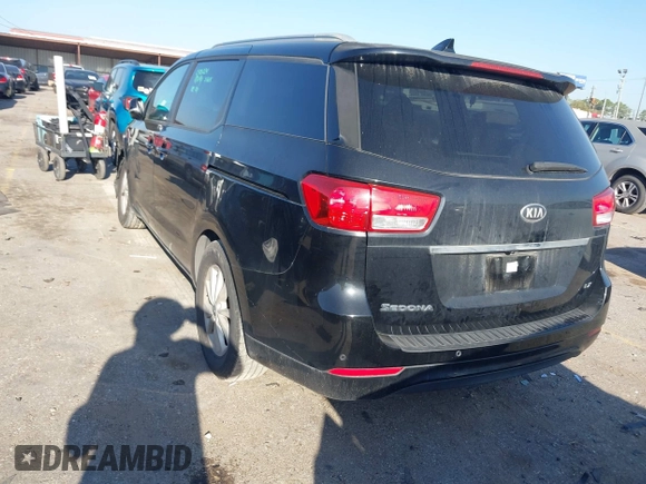 2017 Kia Sedona LX with VIN KNDMB5C19H6242467, listed as a IAAI auction lot 41836591 with 95,403 mi miles. Bid and sale history available at carsss.com. Image 3.