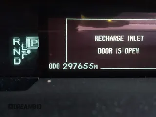 2015 Toyota Prius Advanced с VIN JTDKN3DP7F3067950, выставлен на аукционе IAAI как лот 42731608 с пробегом 297 655 миль миль и . История ставок и продаж доступна на DreamBid. Изображение 15.