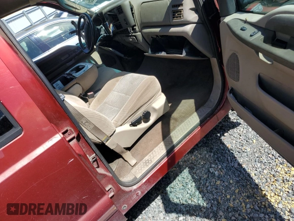 2003 Ford Super Duty F-250 XL with VIN 1FTNW20PX3EB63548, listed as a Copart auction lot 47360185 with 231,403 mi miles and Salvage Title. Bid and sale history available at carsss.com. Image 8.