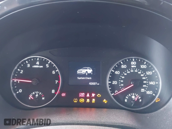 2023 Kia Seltos S z VIN KNDEU2AA1P7387768, wystawiony jako IAAI lot #42454208 z przebiegiem 42 637 mil mil oraz . Historia ofert i sprzedaży dostępna na DreamBid. Obrazek 7.