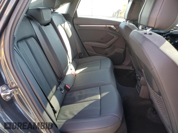 2022 Audi A3 Premium Plus z VIN WAUHUDGY6NA012193, wystawiony jako Copart lot #47252754 z przebiegiem 42 239 mil mil oraz Szkoda całkowita • Salvage title. Historia ofert i sprzedaży dostępna na DreamBid. Obrazek 10.