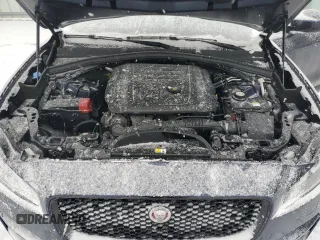 2018 Jaguar F-Pace 20d Premium with VIN SADCJ2FNXJA257904, listed as a Copart auction lot 44192345 with 88,926 mi miles and Salvage Title. Bid and sale history available at DreamBid. Image 13.