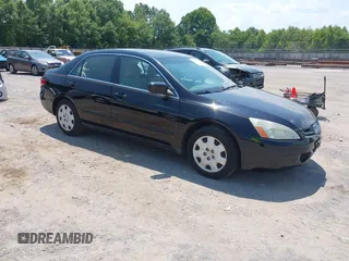 2003 Honda Accord LX z VIN 1HGCM66393A095700, wystawiony jako IAAI lot #42668526 z przebiegiem 161 093 mil mil oraz . Historia ofert i sprzedaży dostępna na DreamBid. Obrazek 1.