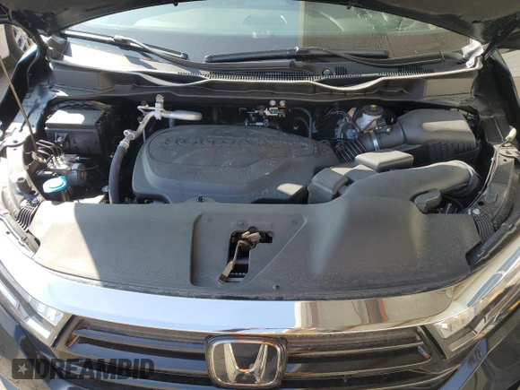 2024 Honda Odyssey EX-L with VIN 5FNRL6H64RB036234, listed as a Copart auction lot 68109994 with 106 mi miles and Salvage Title. Bid and sale history available at DreamBid. Image 12.