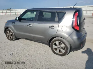 2019 Kia Soul z VIN KNDJN2A24K7672817, wystawiony jako Copart lot #54296525 z przebiegiem 107 338 mil mil oraz Nie do naprawy • Non repairable. Historia ofert i sprzedaży dostępna na DreamBid. Obrazek 2.