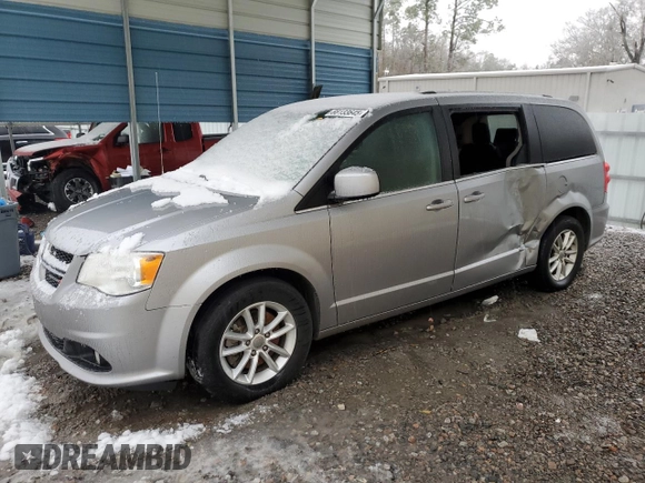 2019 Dodge Grand Caravan SXT with VIN 2C4RDGCG1KR595981, listed as a Copart auction lot 88133645 with 104,852 mi miles and Salvage Title. Bid and sale history available at DreamBid. Image 1.