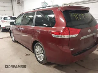 2011 Toyota Sienna XLE with VIN 5TDDK3DC6BS007004, listed as a IAAI auction lot 41793481 with 255,255 mi miles. Bid and sale history available at carsss.com. Image 3.