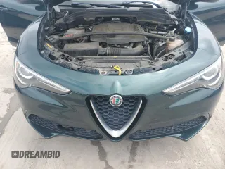 2020 Alfa Romeo Stelvio Ti z VIN ZASPAKBN9L7C76051, wystawiony jako Copart lot #46077985 z przebiegiem 61 261 mil mil oraz Szkoda całkowita • Salvage title. Historia ofert i sprzedaży dostępna na DreamBid. Obrazek 12.