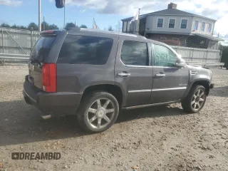 2011 Cadillac Escalade Premium z VIN 1GYS4CEF8BR300454, wystawiony jako Copart lot #79818904 z przebiegiem 160 032 mil mil oraz Tytuł czysty. Historia ofert i sprzedaży dostępna na DreamBid. Obrazek 3.