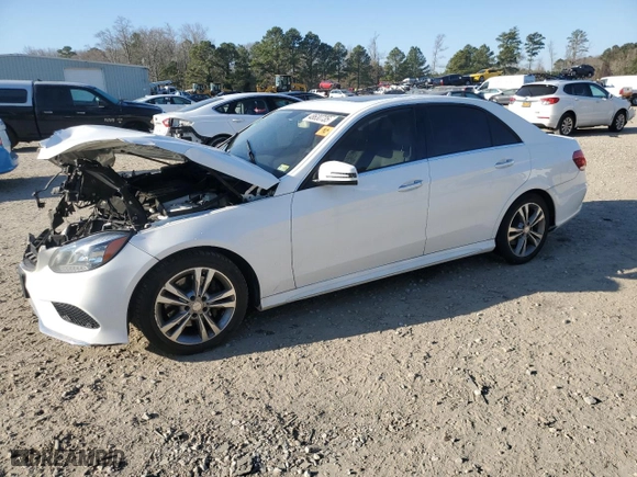 2015 Mercedes-Benz E-Class E 350 Luxury with VIN WDDHF8JB4FB108236, listed as a Copart auction lot 48630735 with 136,994 mi miles and Salvage Title. Bid and sale history available at carsss.com. Image 1.