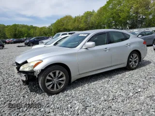 2012 Infiniti M z VIN JN1BY1AR4CM392744, wystawiony jako Copart lot #56734085 z przebiegiem 142 592 mil mil oraz Czysty tytuł • Clean title. Historia ofert i sprzedaży dostępna na DreamBid. Obrazek 1.