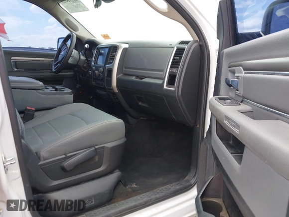 2017 Ram 2500 SLT with VIN 3C6UR5DL8HG551588, listed as a IAAI auction lot 42216223 with 125,891 mi miles and . Bid and sale history available at DreamBid. Image 5.