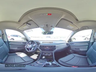 2022 Volkswagen Atlas SEL with VIN 1V2BP2CA9NC519850, listed as a Copart auction lot 61124825 with 26,243 mi miles and Salvage title. Bid and sale history available at DreamBid. Image 16.