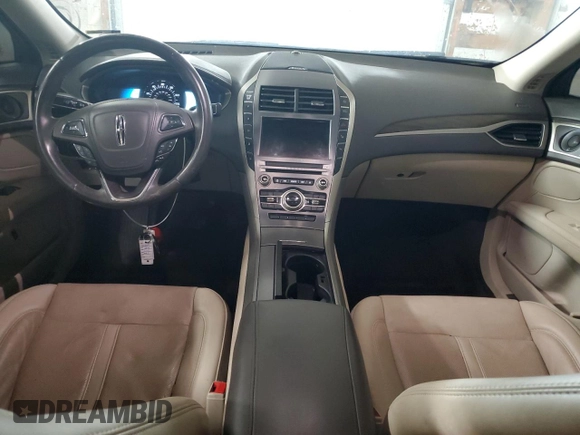 2018 Lincoln MKZ Hybrid Reserve z VIN 3LN6L5MU4JR609844, wystawiony jako Copart lot #70853724 z przebiegiem 107 042 mil mil oraz Szkoda całkowita • Salvage title. Historia ofert i sprzedaży dostępna na DreamBid. Obrazek 8.