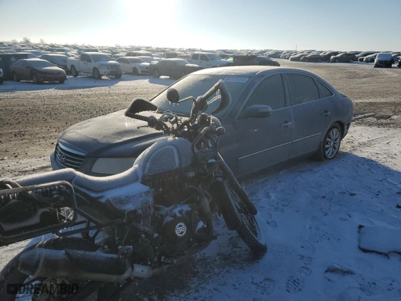 2008 Hyundai Azera Limited with VIN KMHFC46FX8A321257, listed as a Copart auction lot 87925245 with 202,838 mi miles and Salvage Title. Bid and sale history available at carsss.com. Image 1.