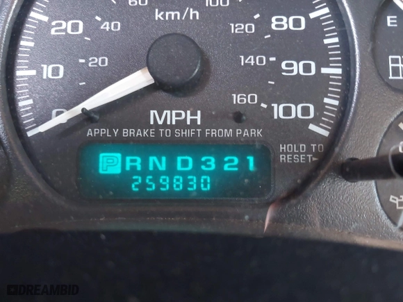 2002 GMC Sierra 2500HD SLE with VIN 1GTHK23U42F250039, listed as a IAAI auction lot 41859816 with 259,830 mi miles. Bid and sale history available at carsss.com. Image 15.