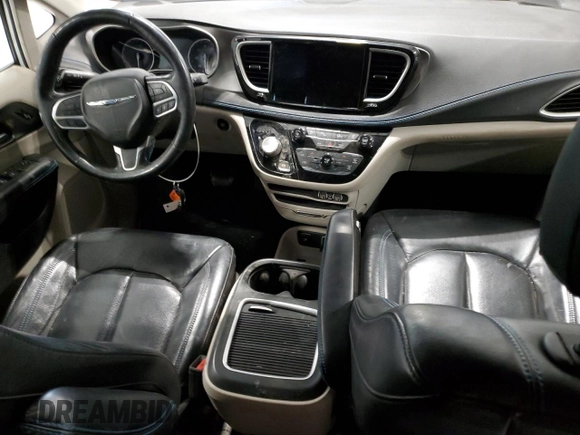 2021 Chrysler Pacifica Touring L with VIN 2C4RC1BG2MR574402, listed as a Copart auction lot 88883045 with Not provided miles and Salvage title. Bid and sale history available at DreamBid. Image 8.