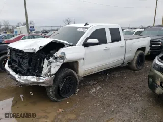 2018 Chevrolet Silverado 1500 LT with VIN 1GCVKREC8JZ155111, listed as a Copart auction lot 46177495 with 145,673 mi miles and Salvage Title. Bid and sale history available at carsss.com. Image 1.