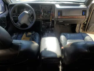 1997 Jeep Grand Cherokee Laredo with VIN 1J4GZ58S1VC528525, listed as a Copart auction lot 46170225 with 0 mi miles and Salvage Title. Bid and sale history available at carsss.com. Image 8.