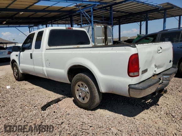 2005 Ford Super Duty F-250 XL with VIN 1FTSX20595EB03374, listed as a Copart auction lot 70282374 with 256,029 mi miles and Salvage Title. Bid and sale history available at carsss.com. Image 2.