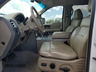 2006 Ford F-150 XLT z VIN 1FTPW12V66FB63348, wystawiony jako Copart lot #55059035 z przebiegiem 198 957 mil mil oraz Szkoda całkowita • Salvage title. Historia ofert i sprzedaży dostępna na DreamBid. Obrazek 7.