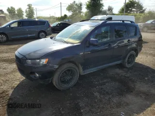 2010 Mitsubishi Outlander z VIN JA4AT2AWXAZ606259, wystawiony jako Copart lot #65532304 z przebiegiem 256 081 mil mil oraz Szkoda całkowita • Salvage title. Historia ofert i sprzedaży dostępna na DreamBid. Obrazek 1.