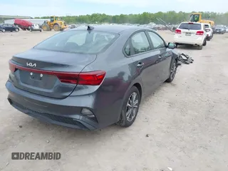 2024 Kia Forte LXS z VIN 3KPF24AD8RE754569, wystawiony jako IAAI lot #42220973 z przebiegiem 36 854 mil mil oraz . Historia ofert i sprzedaży dostępna na DreamBid. Obrazek 4.
