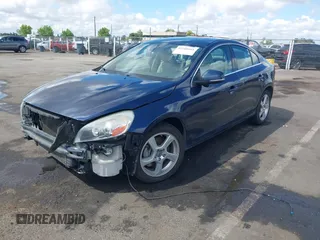 2013 Volvo S60 T5 Premier with VIN YV1612FS6D2195232, listed as a IAAI auction lot 42260165 with 134,041 mi miles and . Bid and sale history available at DreamBid. Image 2.