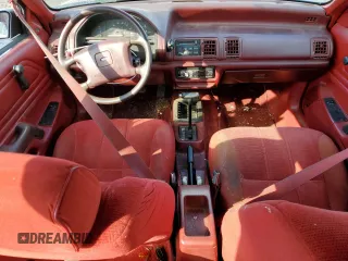 1988 Ford Tempo z VIN 1FAPP36X3JK242180, wystawiony jako Copart lot #43068915 z przebiegiem 508 437 mil mil oraz Tytuł czysty. Historia ofert i sprzedaży dostępna na DreamBid. Obrazek 8.