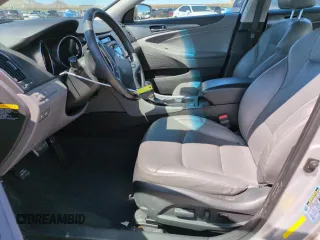 2012 Hyundai Sonata Hybrid с VIN KMHEC4A40CA063129, выставлен на аукционе Copart как лот 52650245 с пробегом 121 519 миль миль и Списание • Salvage title. История ставок и продаж доступна на DreamBid. Изображение 7.